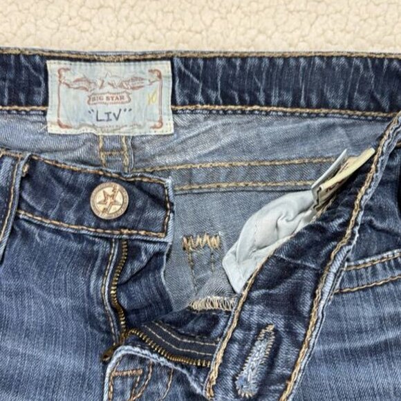 Big Star Womens Jeans Size 30L Liv Boot Distressed Measures 31x33 Thick Stitch - Picture 3 of 11